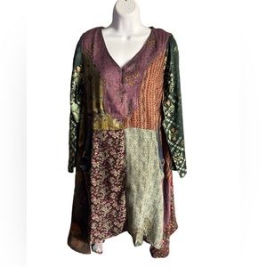 NWT.    S/M in Size.  Patchwork Tunic by Sacred Threads. 223513.   CL/GR12